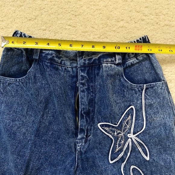 vintage 80s NWOT embroidered acid wash mom jeans - Picture 5 of 9